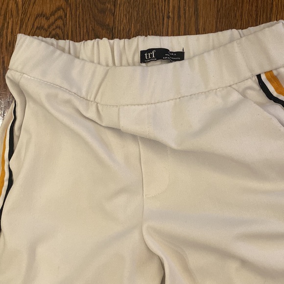 Zara white trouser pants with stripes on sides - Picture 2 of 3